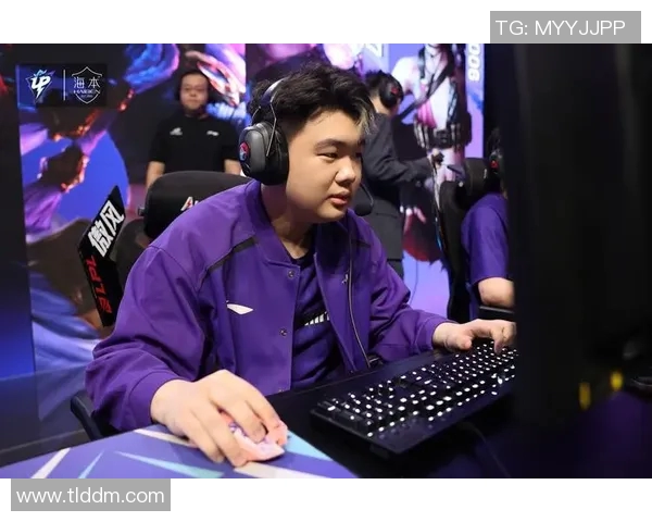 对话周军：回顾英雄联盟职业生涯的辉煌与挑战