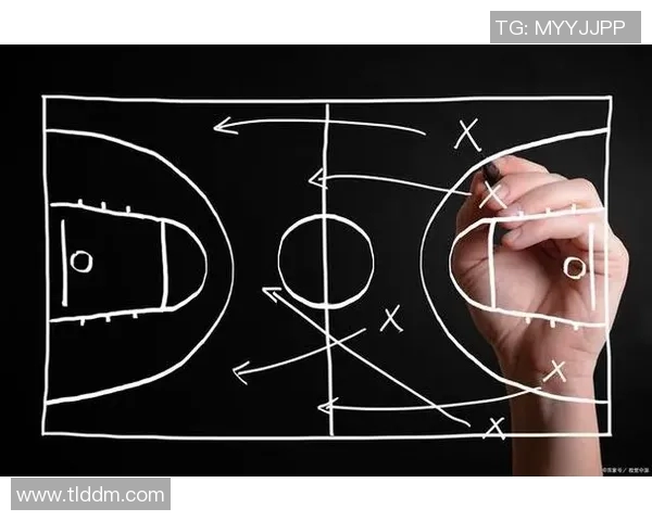 赵芳独家揭秘足球技巧与心得分享助你提升球技与战术理解