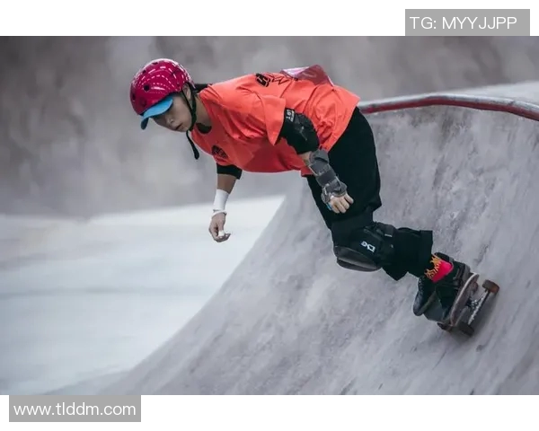 重庆滑板队在世界滑板锦标赛中以61分稳居积分榜首位 重庆滑板队在世界滑板锦标赛中以61分稳居积分榜首位